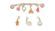 Holiday Friendship Bracelet (Image via Crocs)